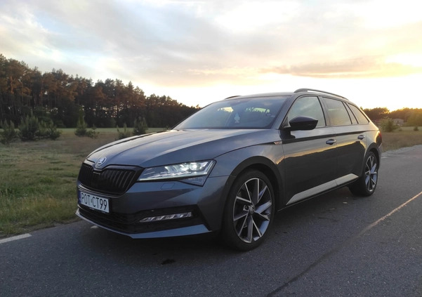 Skoda Superb cena 90000 przebieg: 178000, rok produkcji 2020 z Kłodzko małe 121